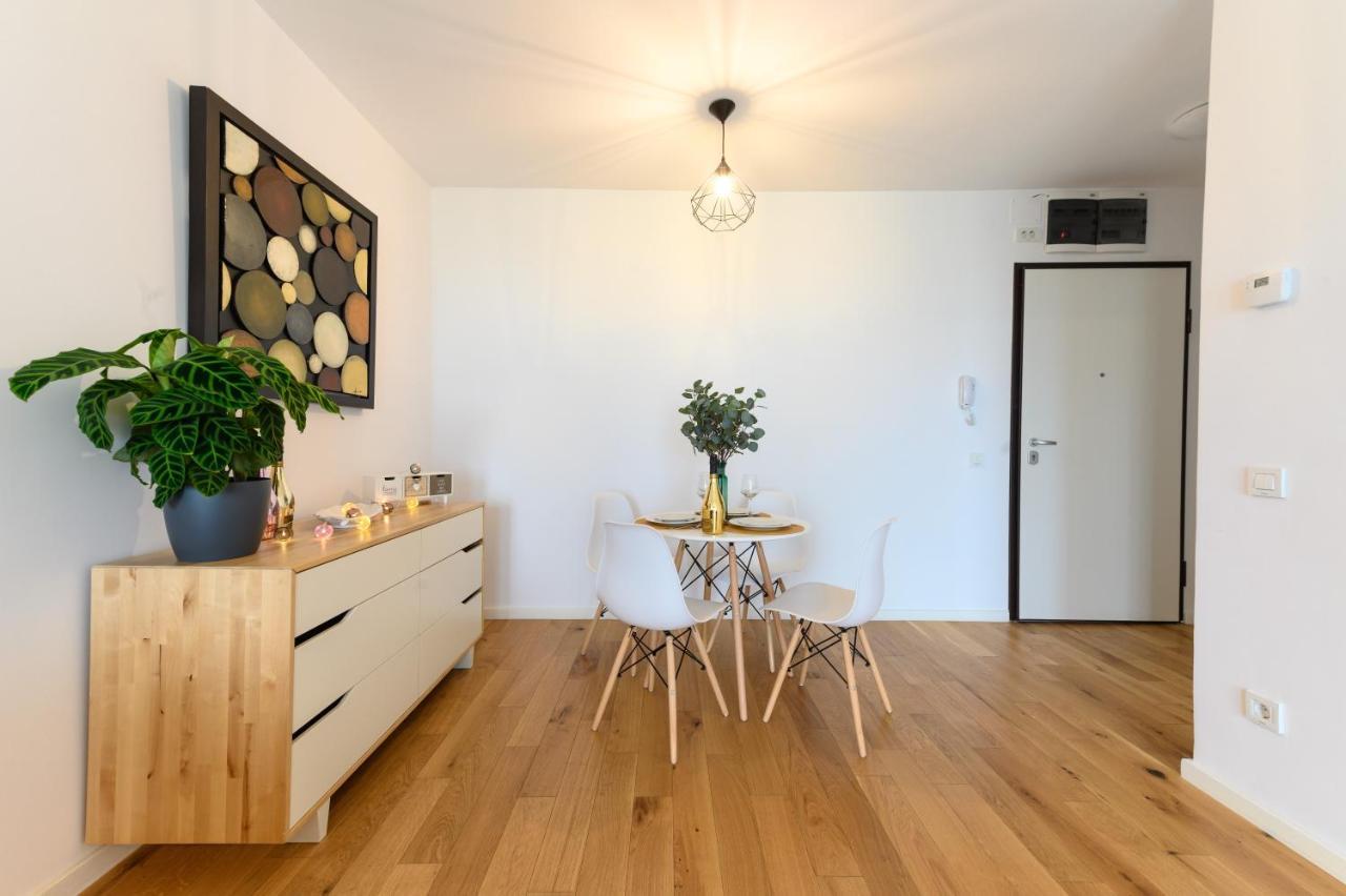 Ferienwohnung North Artistique - Aviatiei Bukarest Exterior foto